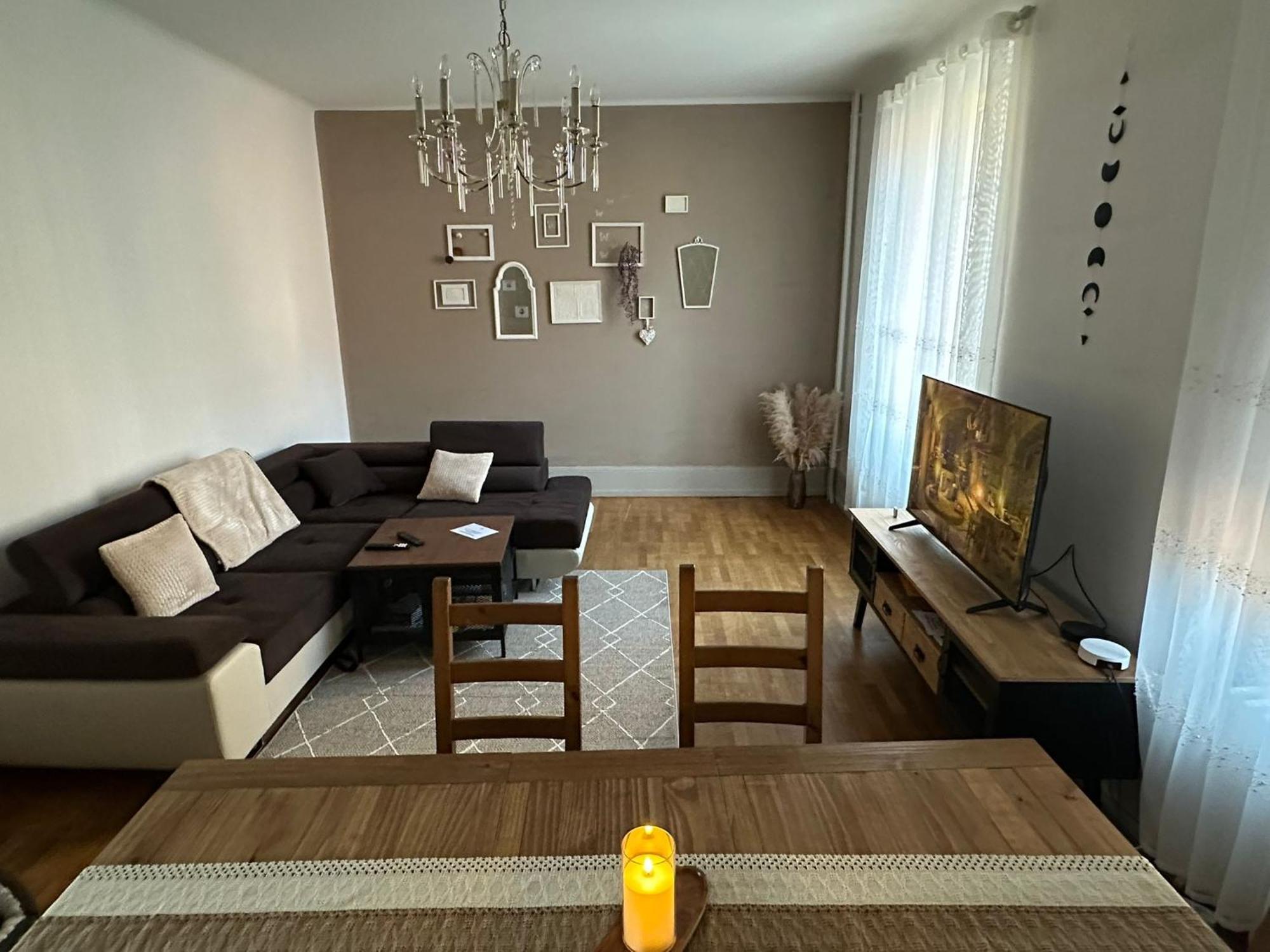 Apartment Jardin De Victor Calmes Spacieux Avec Jardin Clos