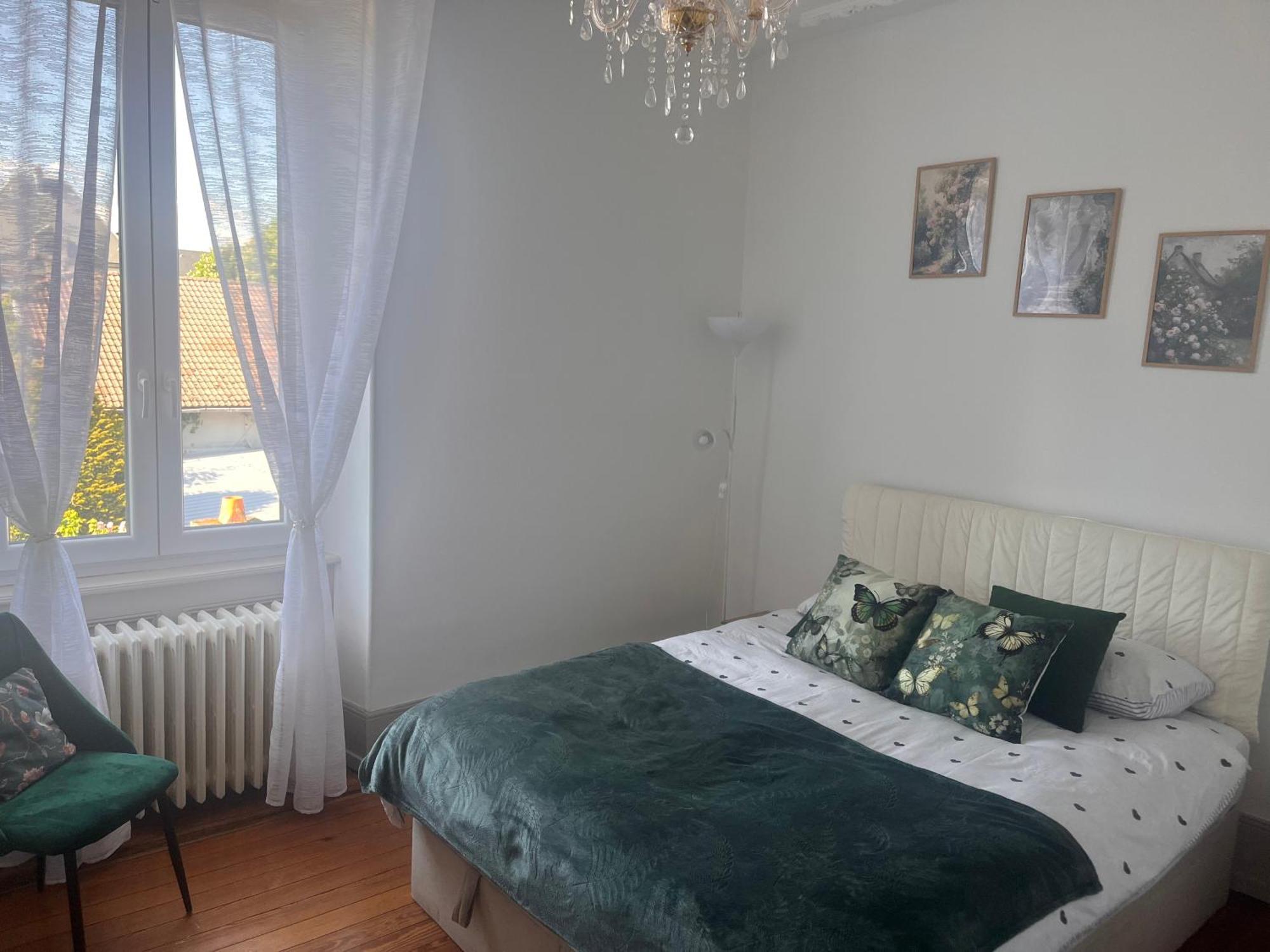 Apartment Jardin De Victor Calmes Spacieux Avec Jardin Clos *